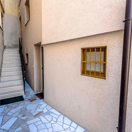 公寓 Apartment Prince 莫斯塔尔